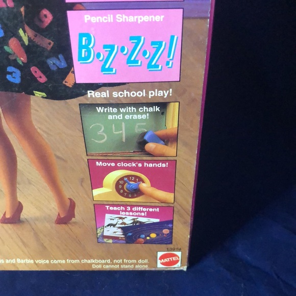Vintage Teacher Barbie Doll Set w/2 Students #13914-1995 - Box Damage - Picture 12 of 12